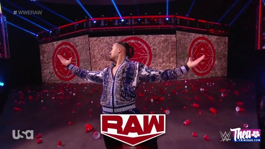 WWE_Monday_Night_Raw_2020_09_07_720p_HDTV_x264-NWCHD_mp40830.jpg