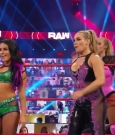 WWE_Monday_Night_Raw_2020_10_05_720p_HDTV_x264-NWCHD_mp40179.jpg