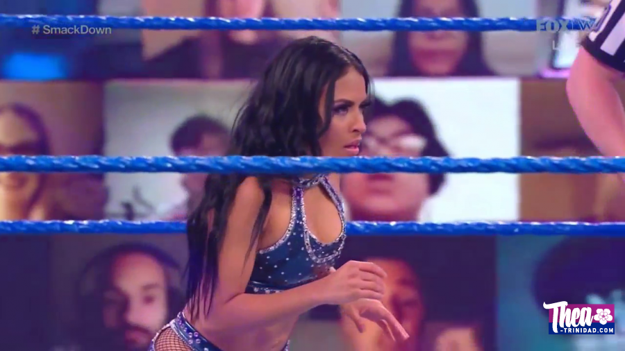 Smackdown_2020-11-06-22h49m57s100.png