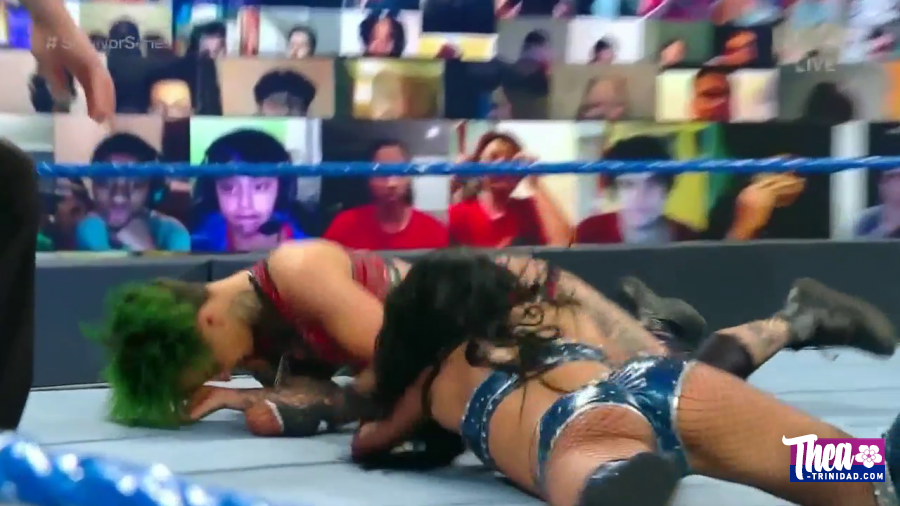 Smackdown_2020-11-06-22h52m14s628.png