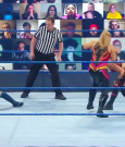 Smackdown_2020-11-06-22h50m02s670.png