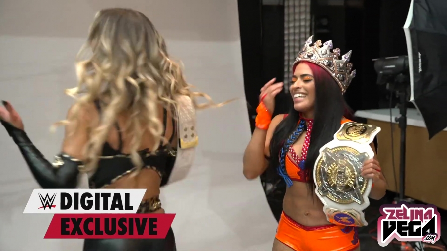 Queen_Zelina_and_Carmella_revel_in_their_championship_victory__Raw_Exclusive2C_Nov__222C_202100093.jpg