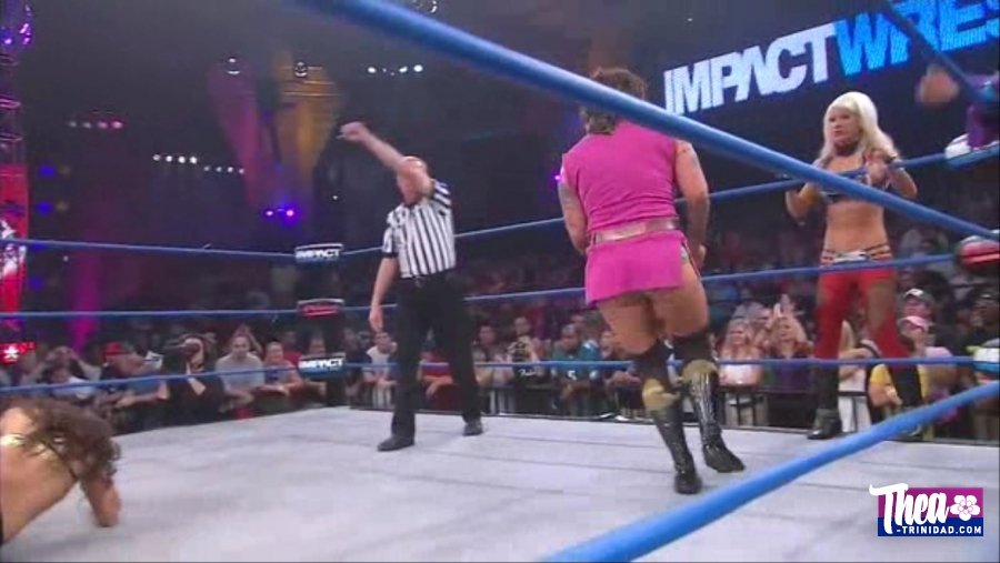 TNA_Impact_Wrestling_2011_08_25_HDTV_XviD-W4F_avi_000820484.jpg
