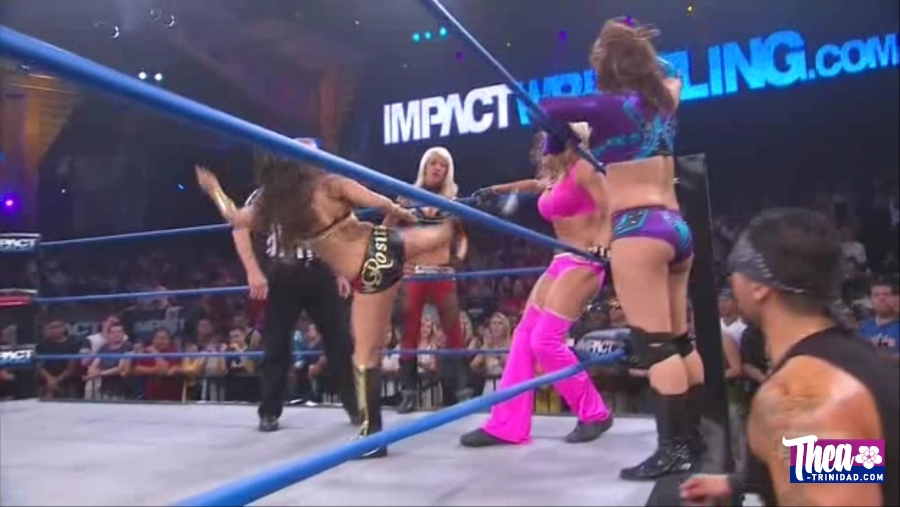 TNA_Impact_Wrestling_2011_08_25_HDTV_XviD-W4F_avi_000875239.jpg
