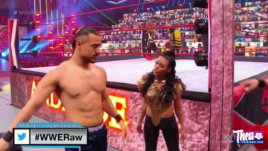WWE_Monday_Night_Raw_2020_09_07_720p_HDTV_x264-NWCHD_mp40889.jpg