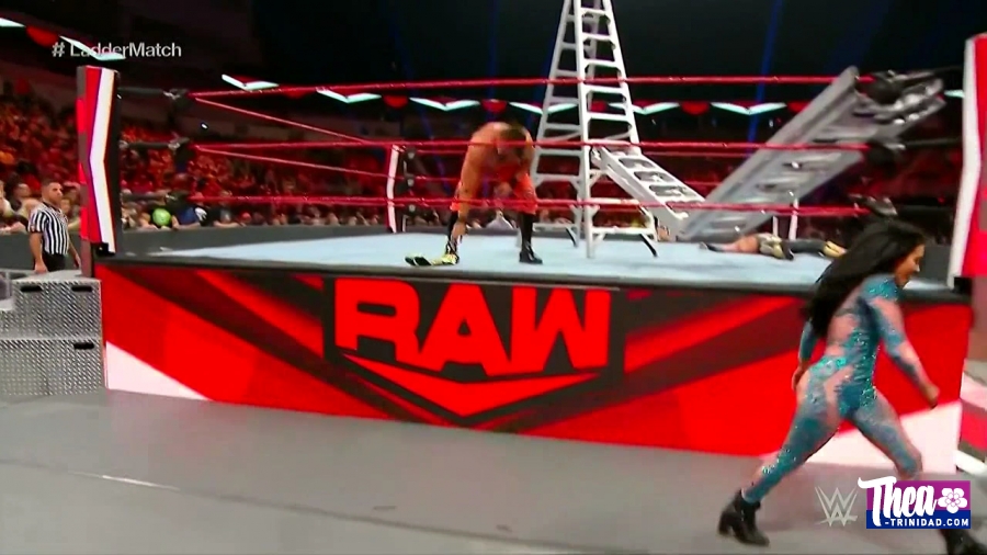 WWE_RAW_2020_01_20_720p_HDTV_x264-Star_mkv0921.jpg