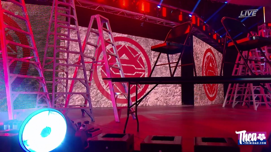 WWE_TLC_2019_Kickoff_1080p_WEB_h264-HEEL_mp41072.jpg