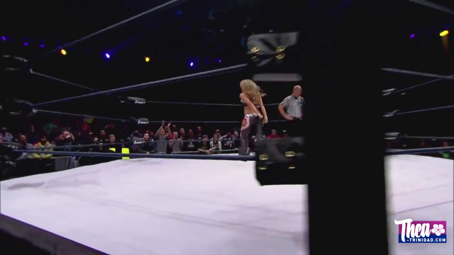 TNA_ONO_Knockouts_Knockdown_2015_mp4_002612443.jpg