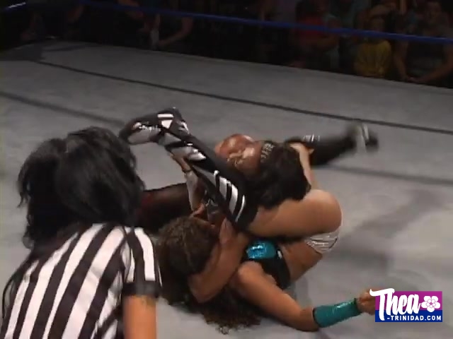 CWF_Mid-Atlantic_Wrestling_Rosita_28Divina_Fly29_vs__Jazz_with_referee_Shelly_Martinez_287_28_1229_120.jpg