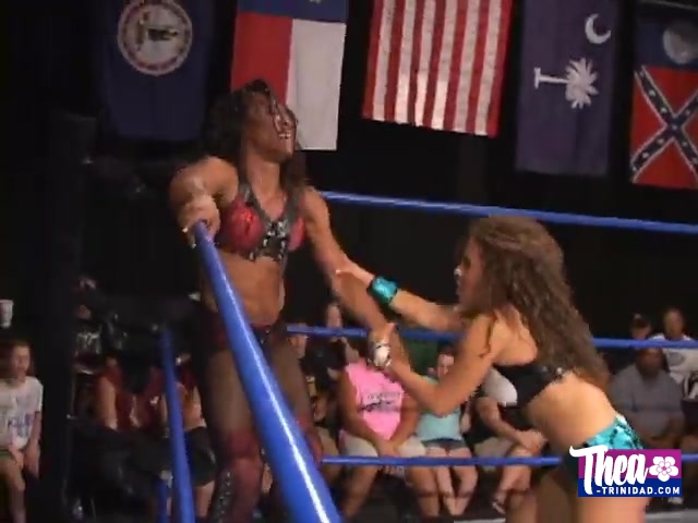 CWF_Mid-Atlantic_Wrestling_Rosita_28Divina_Fly29_vs__Jazz_with_referee_Shelly_Martinez_287_28_1229_559.jpg